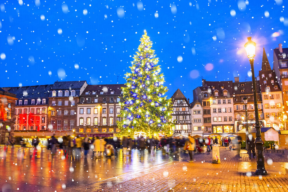フランス流のクリスマスとは？過ごし方や食べ物、クリスマスマーケットについても紹介
